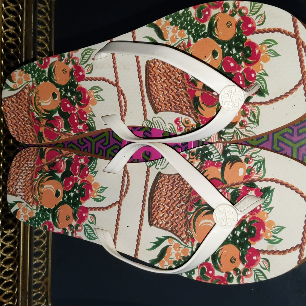 Tory Burch Flat Flip Flop Size US 7